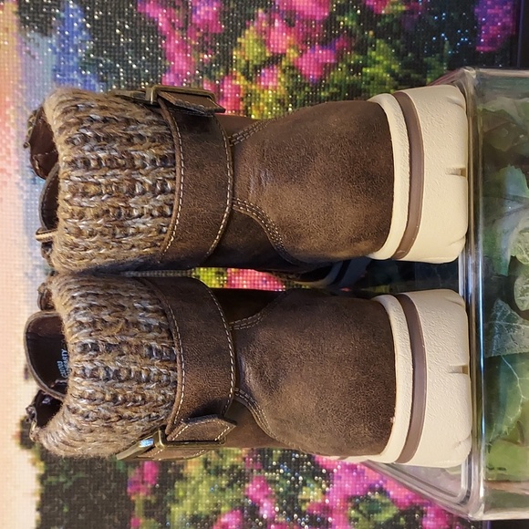 Womens Cliffs Hearty Lace-up Hiker Boot - Picture 8 of 12